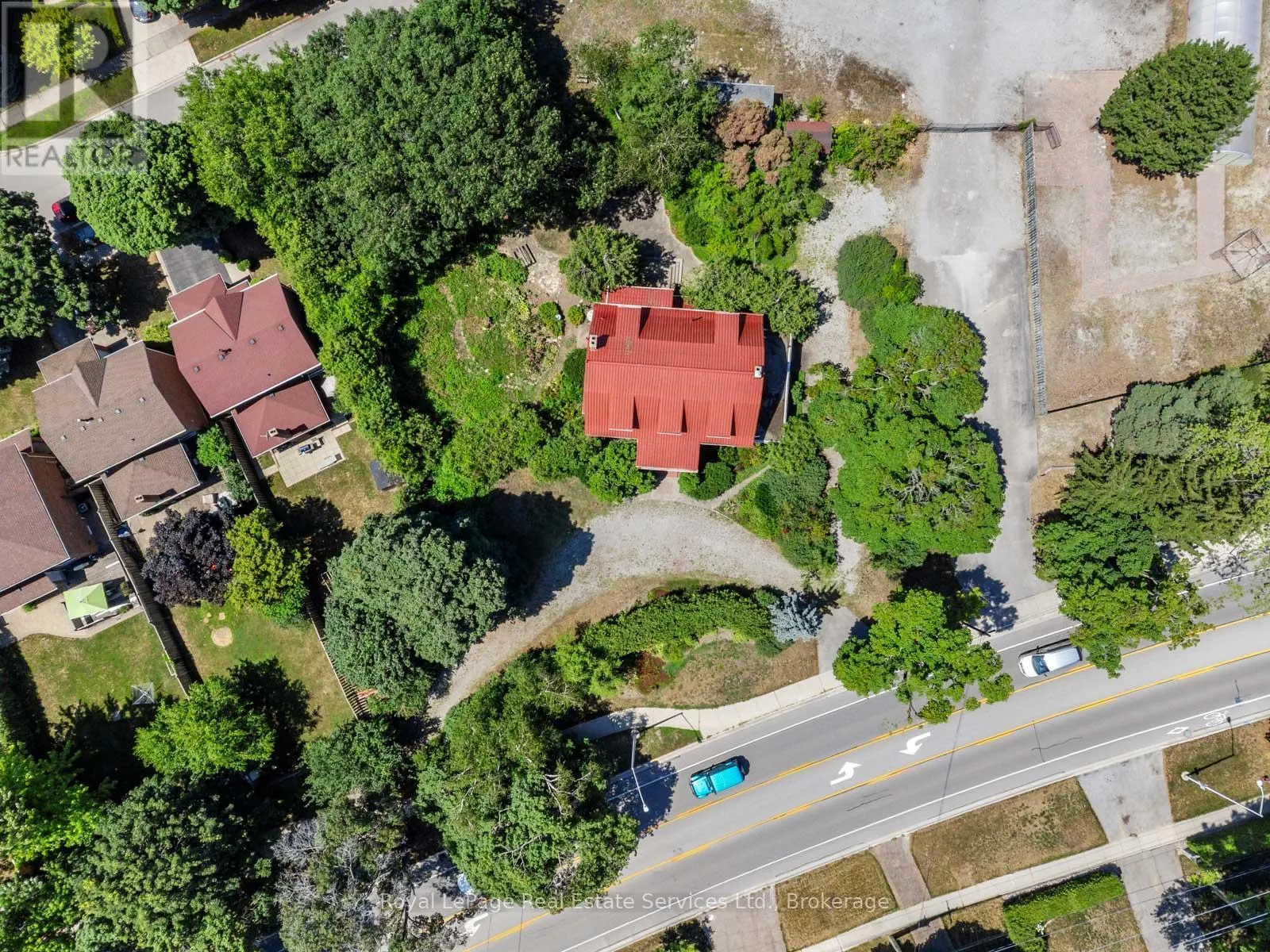 3175 LAKESHORE ROAD W