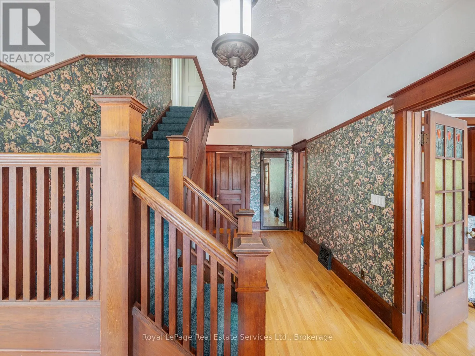 3175 LAKESHORE ROAD W