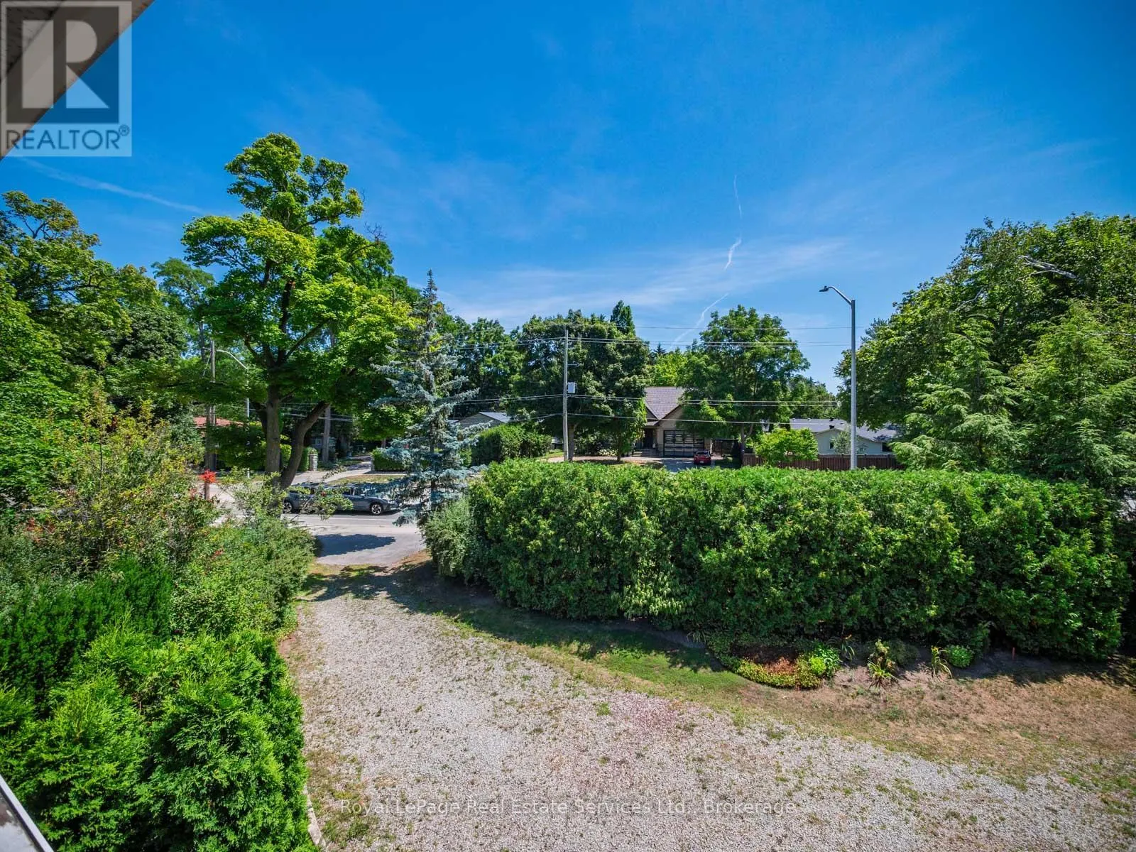 3175 LAKESHORE ROAD W