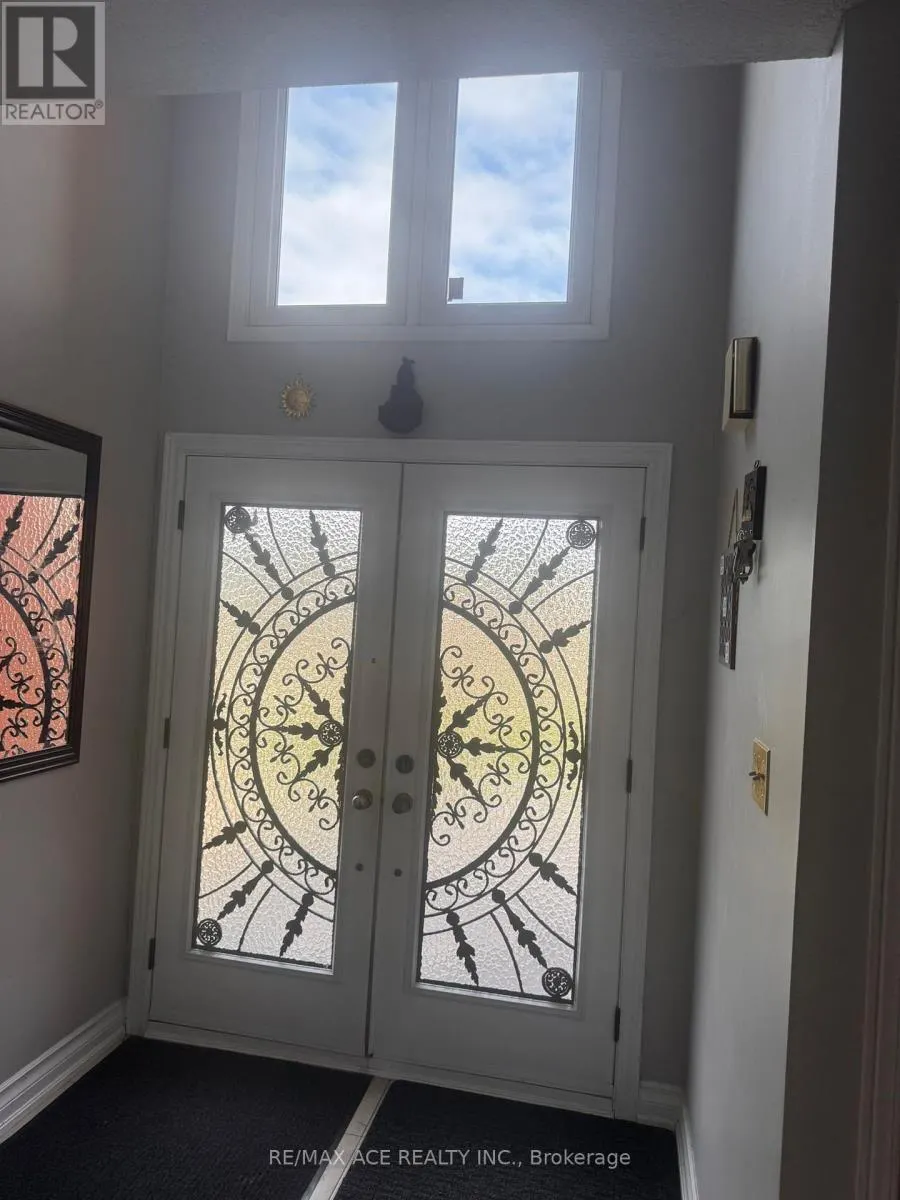 26 BROWNRIDGE COURT N