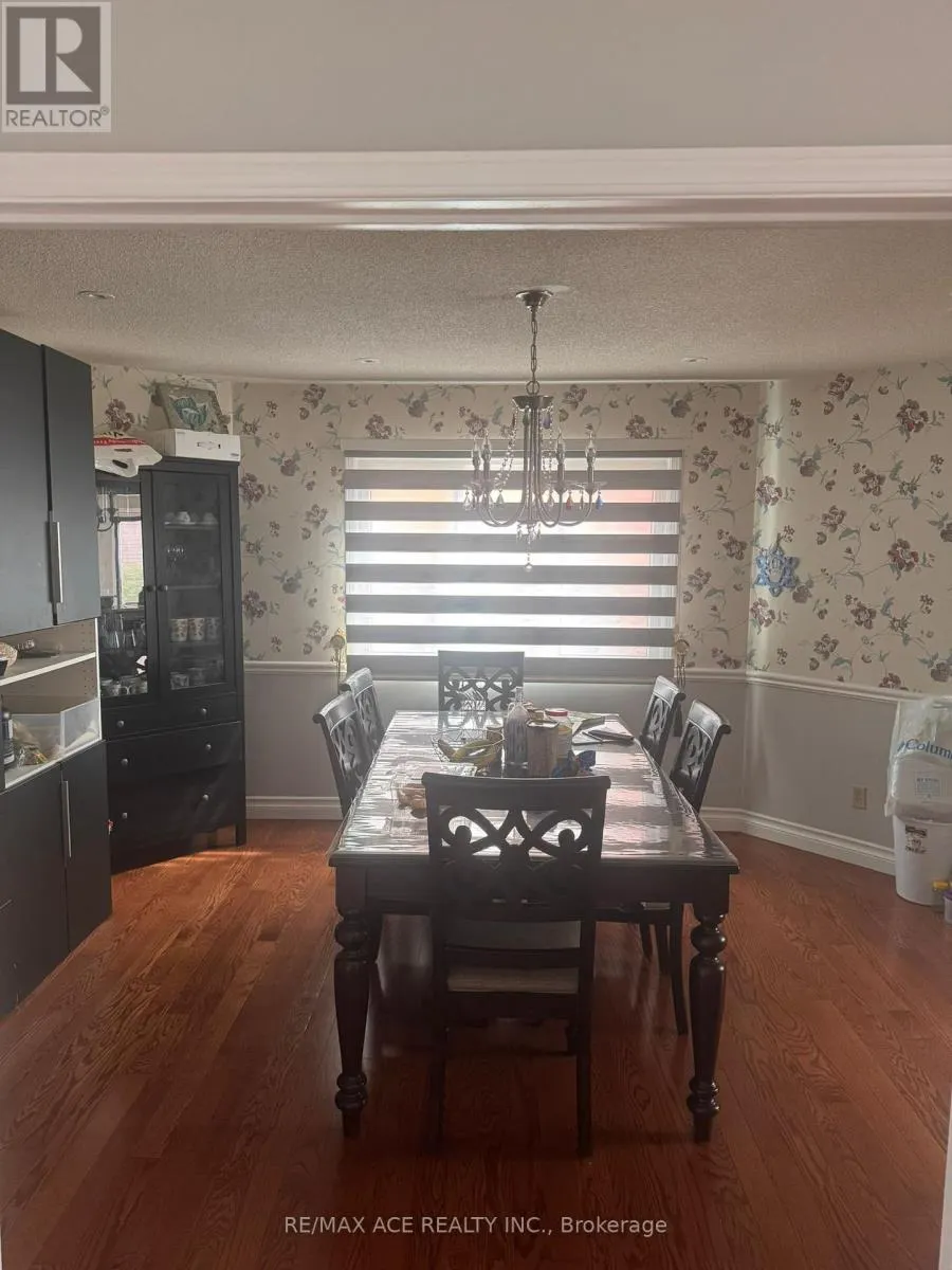 26 BROWNRIDGE COURT N