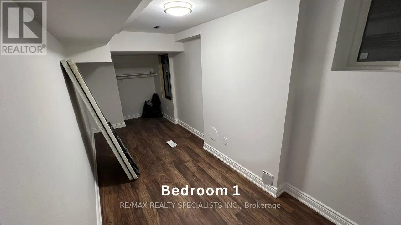 LOWER - 3896 SKYVIEW STREET