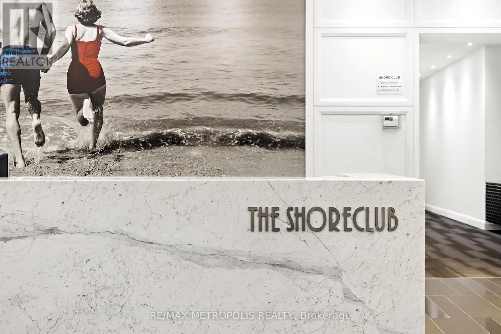 302 - 88 PARK LAWN ROAD