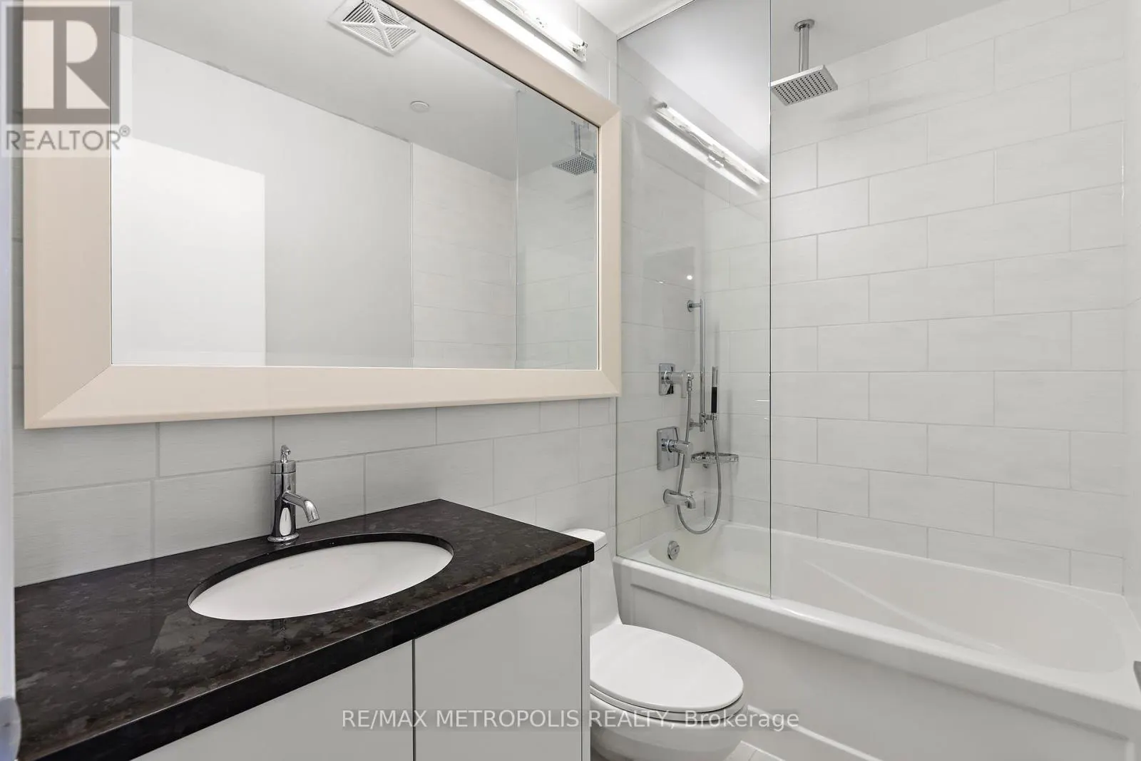 302 - 88 PARK LAWN ROAD