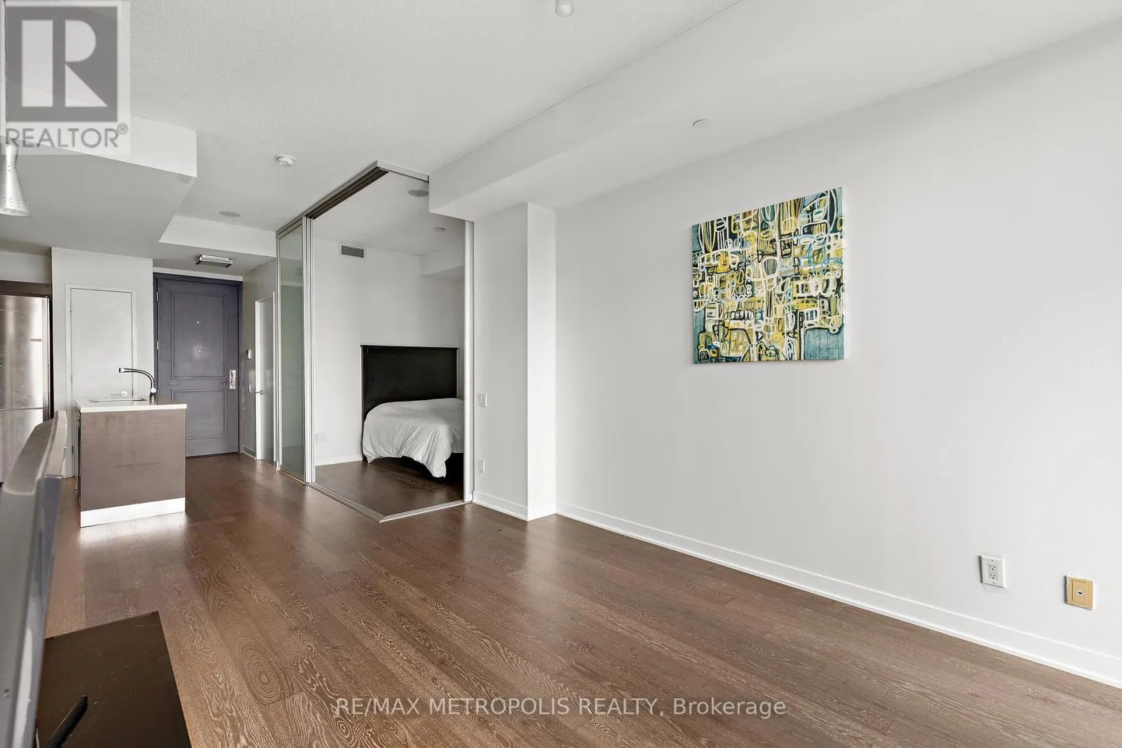 302 - 88 PARK LAWN ROAD