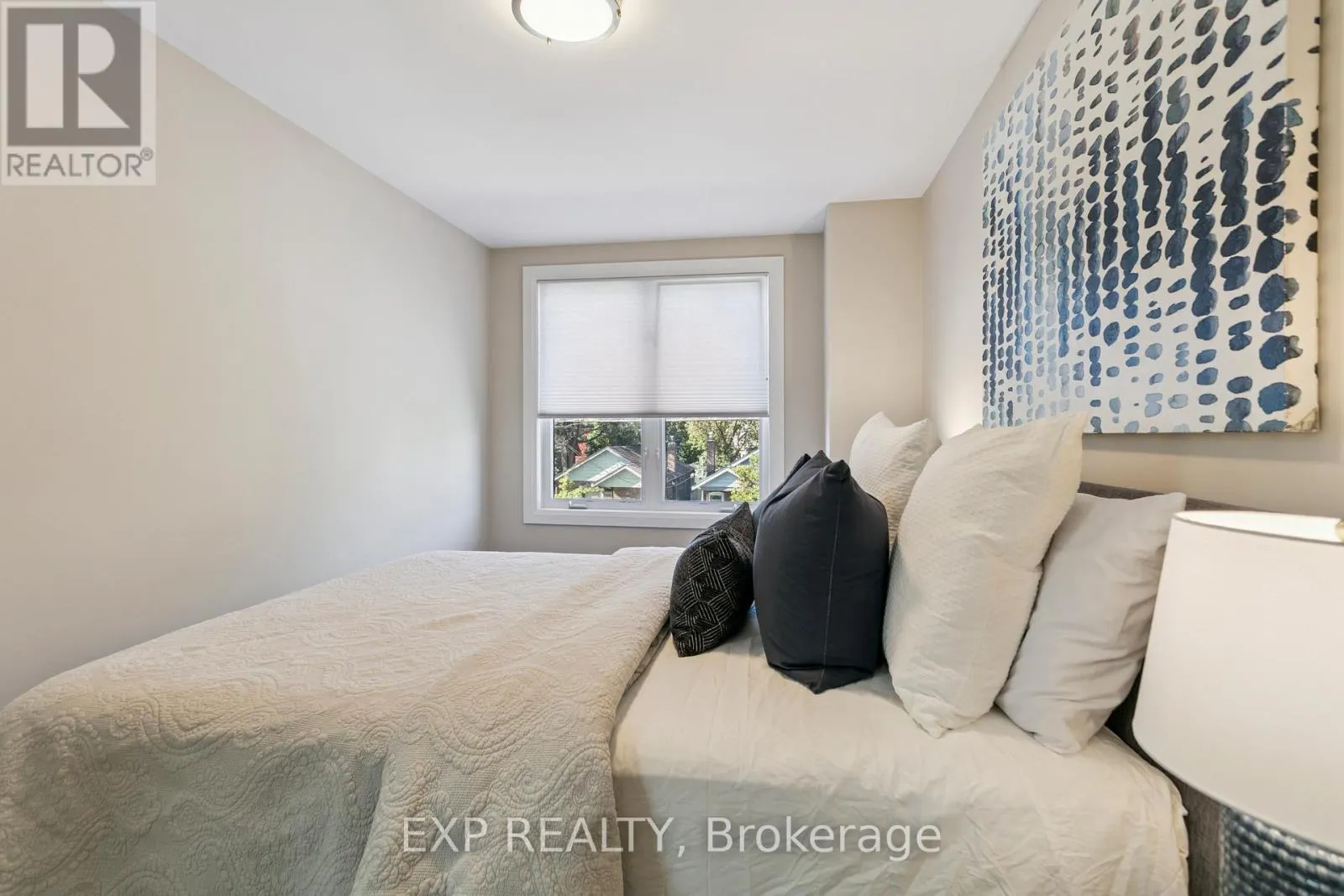 105 TWENTY SECOND STREET