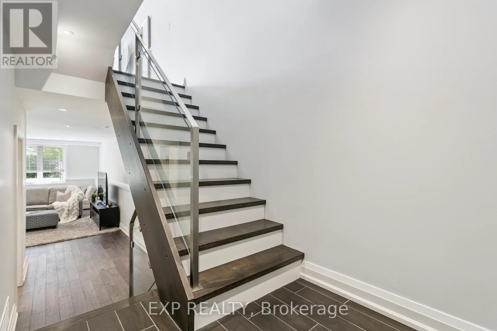 105 TWENTY SECOND STREET