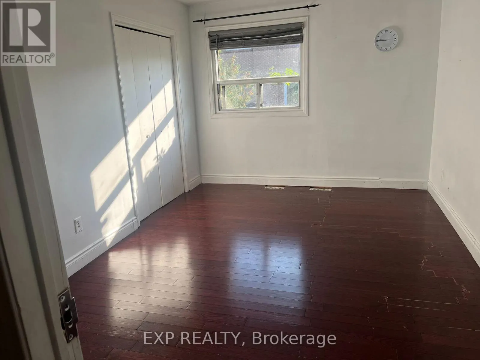 3215 PARKERHILL ROAD