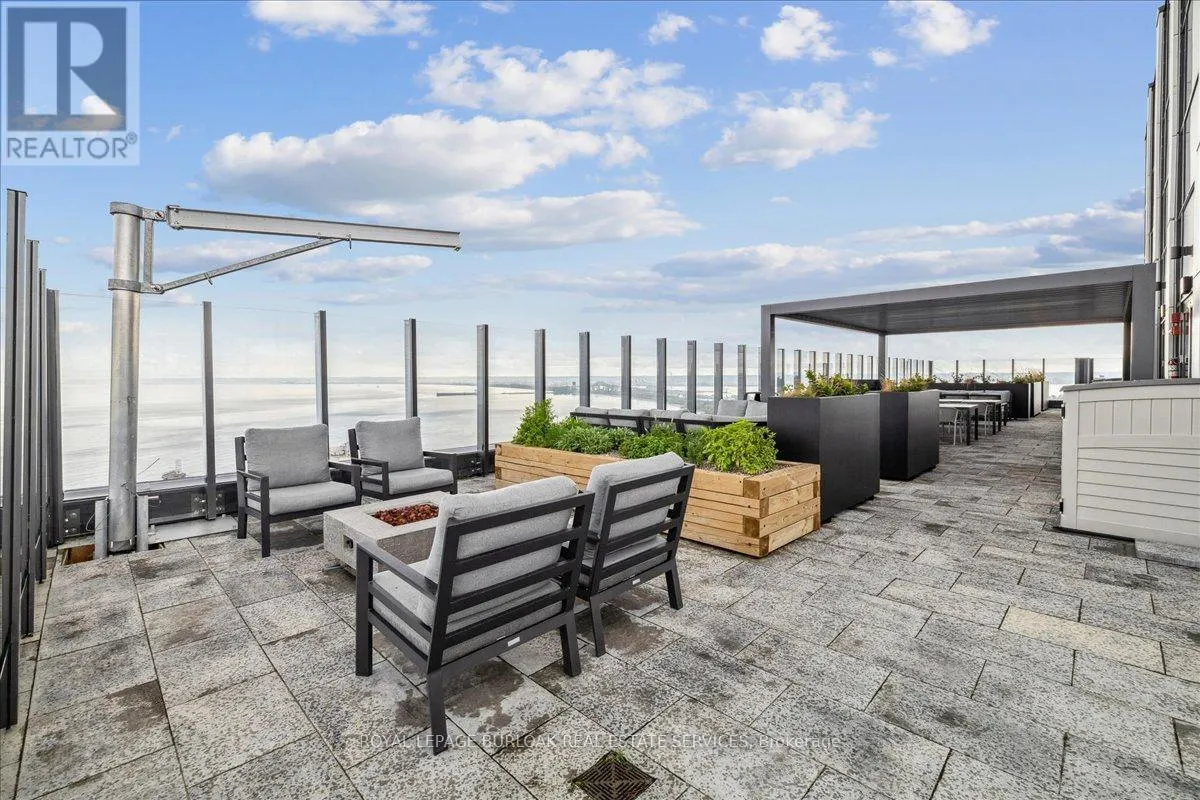 1405 - 2007 JAMES STREET