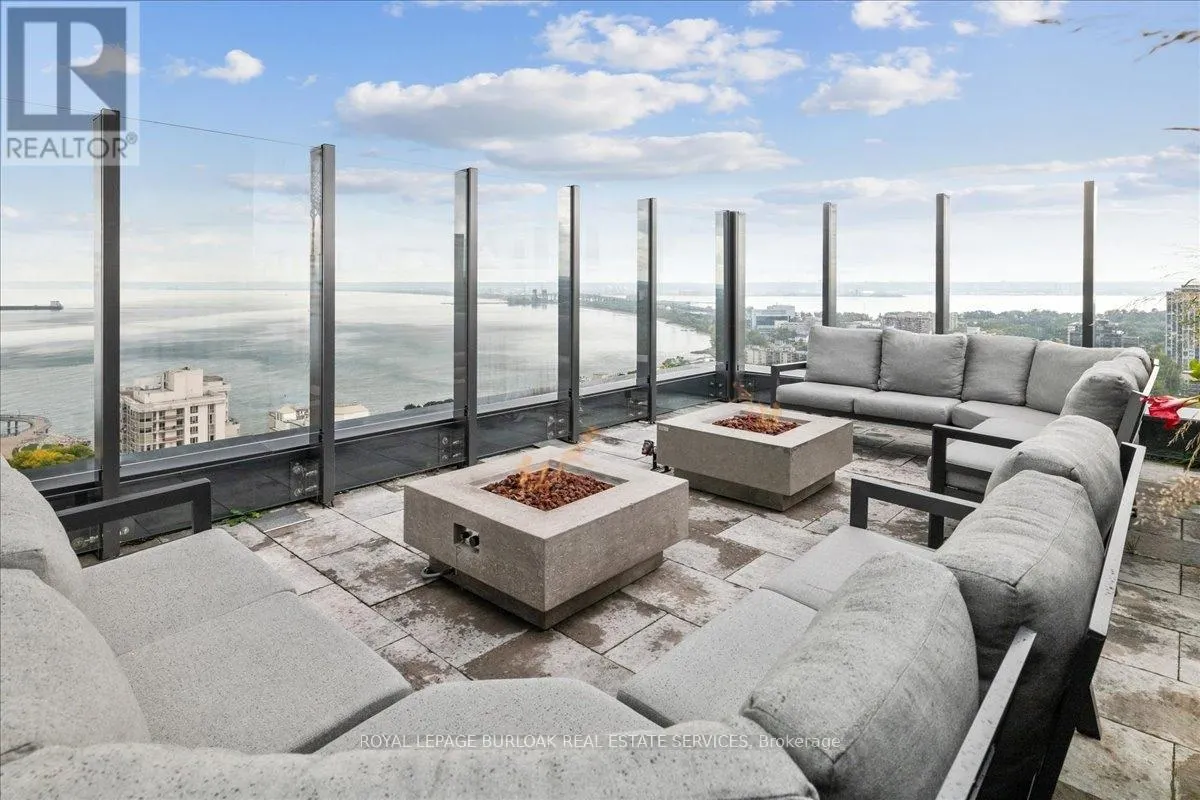 1405 - 2007 JAMES STREET