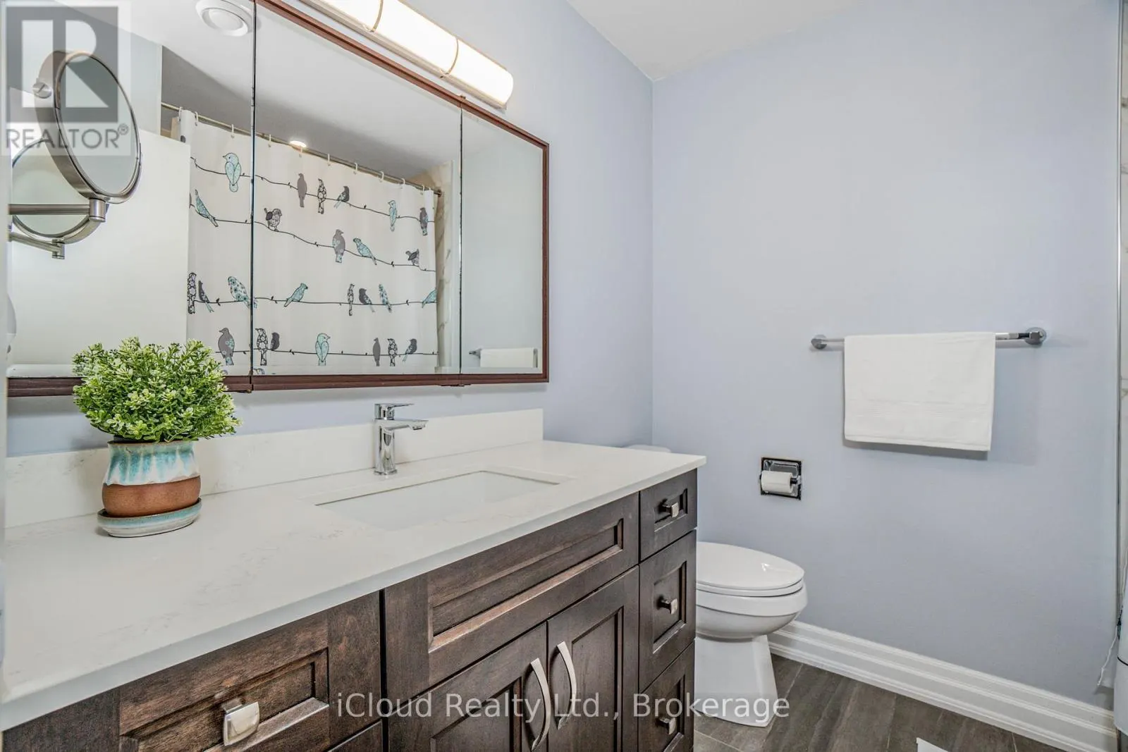 101 - 5061 PINEDALE AVENUE