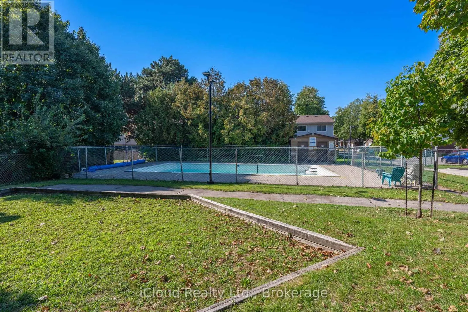 101 - 5061 PINEDALE AVENUE