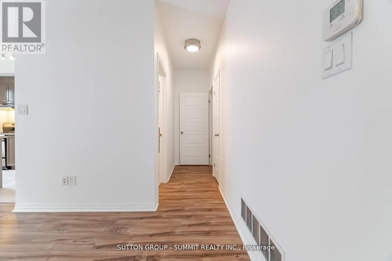 12 - 70 PLAINS ROAD W