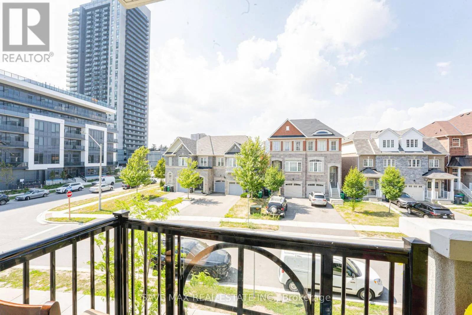 2 - 62 PRESTON MEADOW AVENUE NE