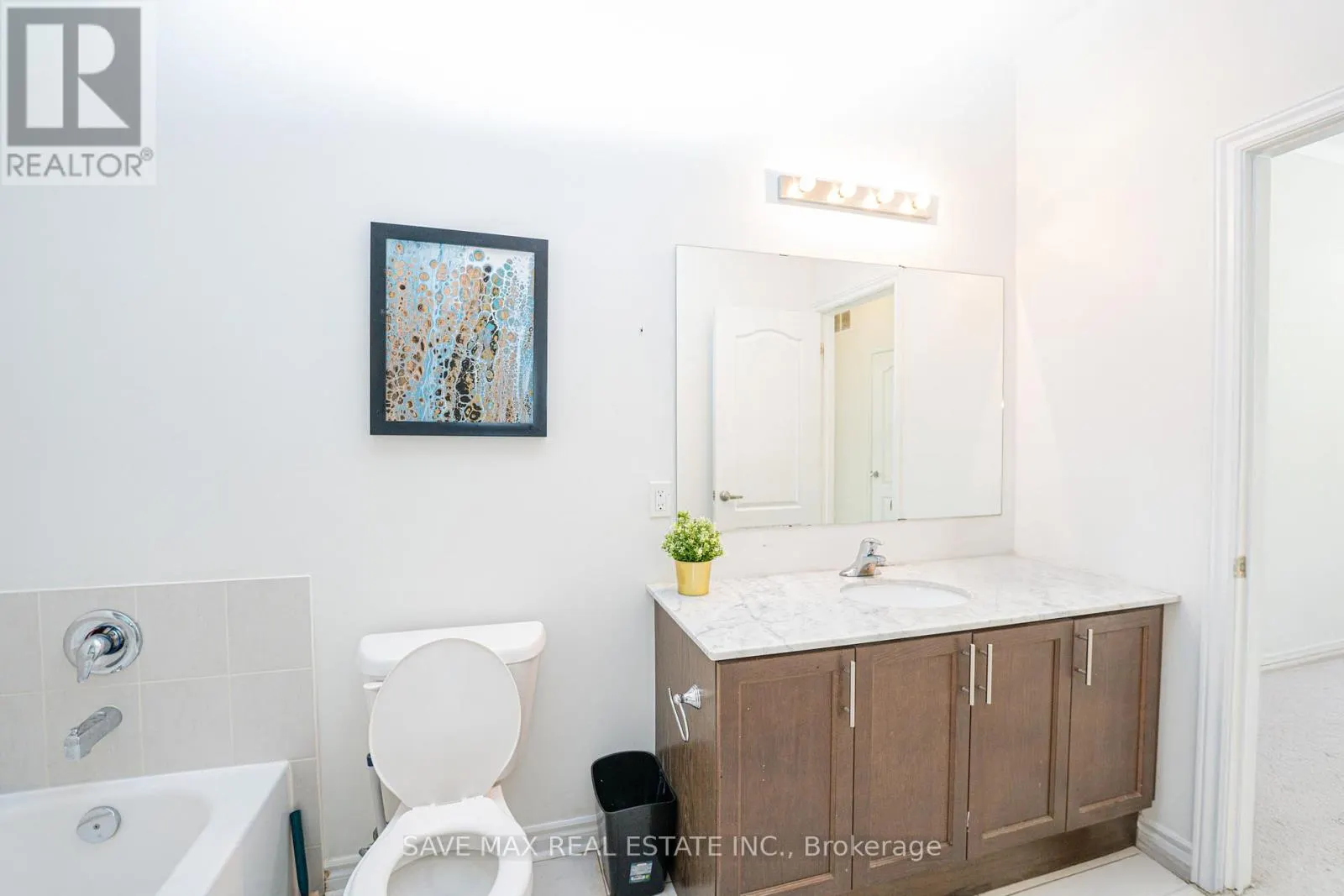 2 - 62 PRESTON MEADOW AVENUE NE