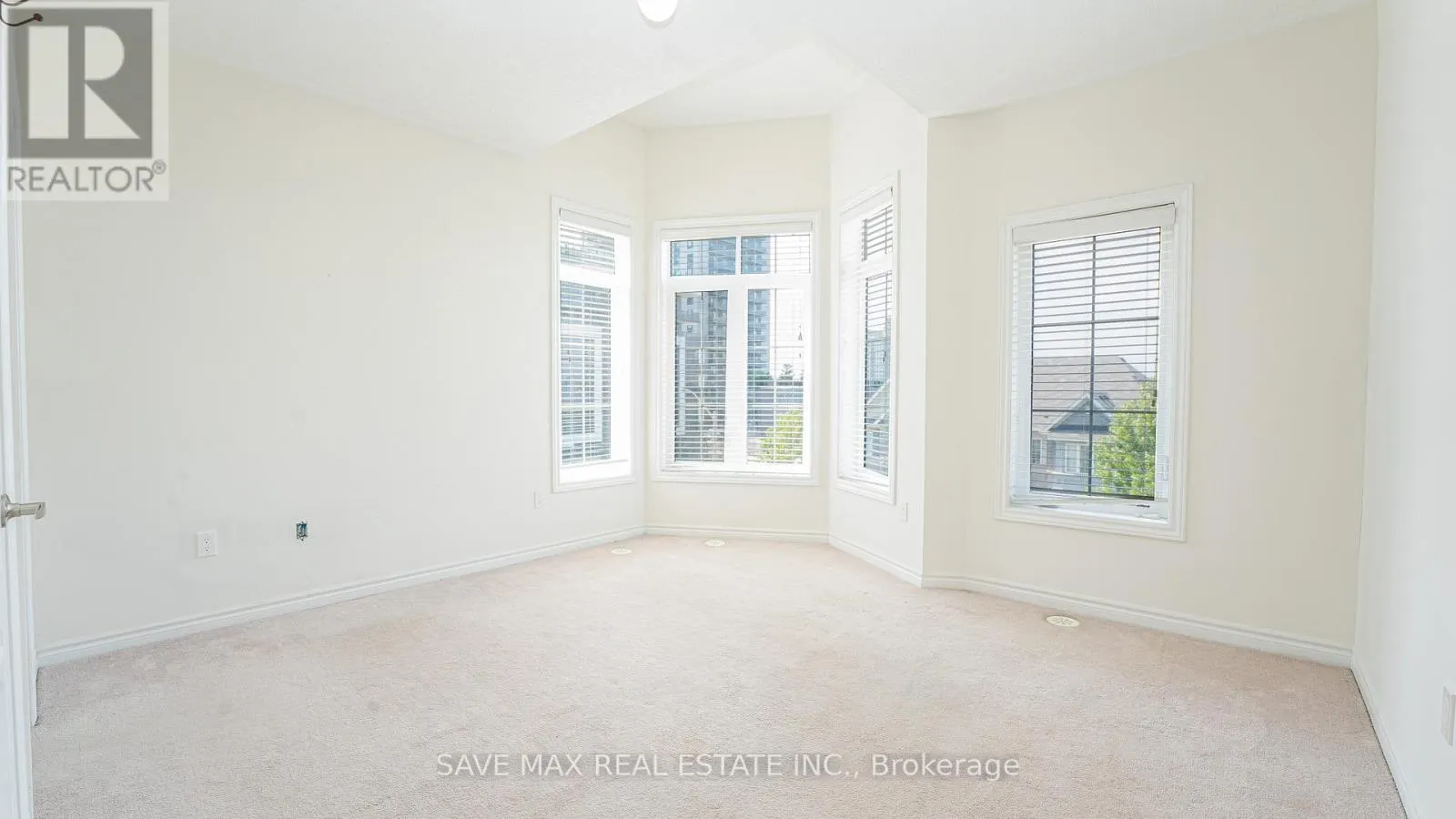 2 - 62 PRESTON MEADOW AVENUE NE