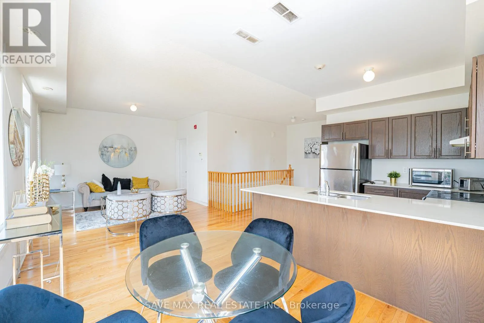 2 - 62 PRESTON MEADOW AVENUE NE