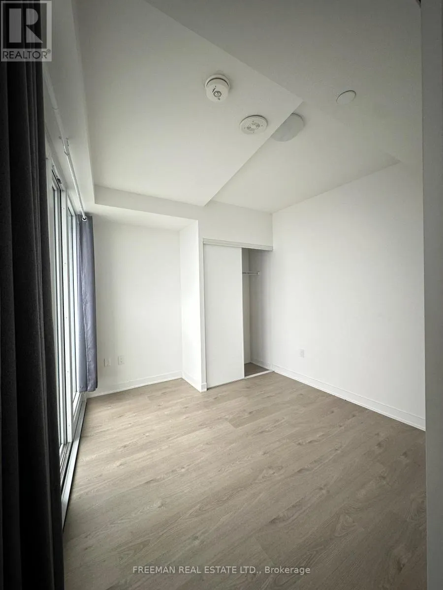 5602 - 3900 CONFEDERATION PARKWAY