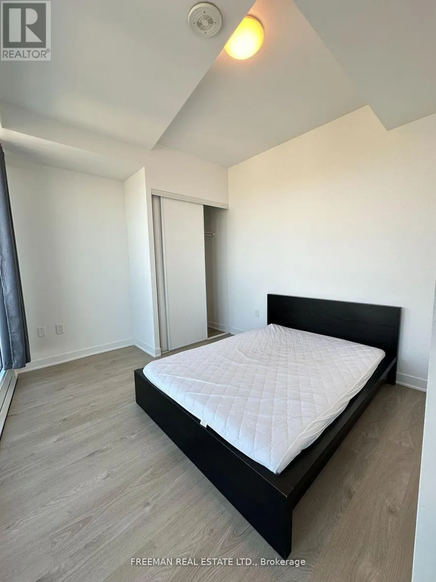 5602 - 3900 CONFEDERATION PARKWAY