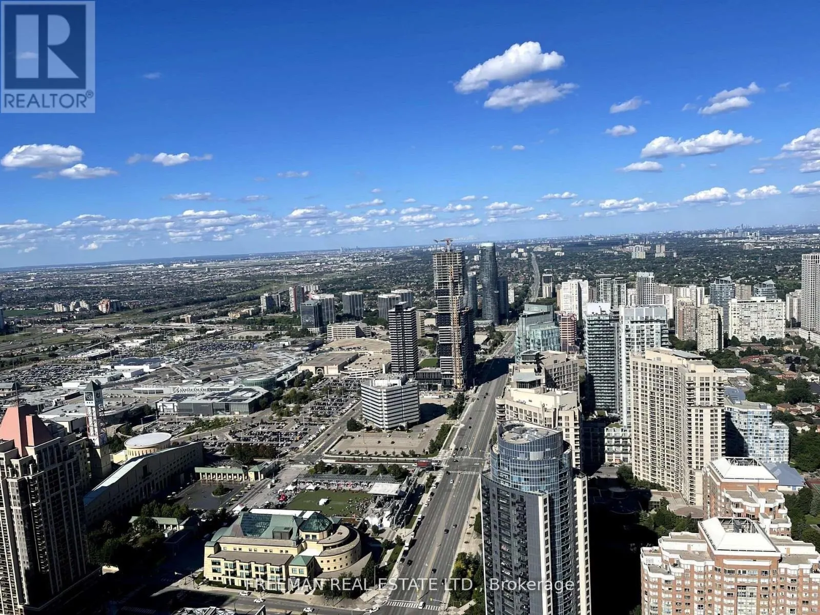 5602 - 3900 CONFEDERATION PARKWAY