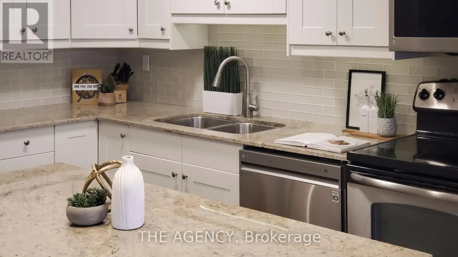 119 - 60 SOUTHPORT STREET NW