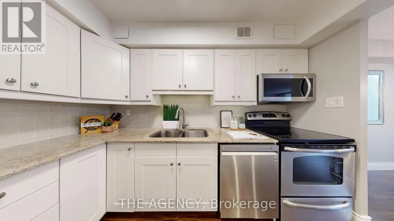 119 - 60 SOUTHPORT STREET NW