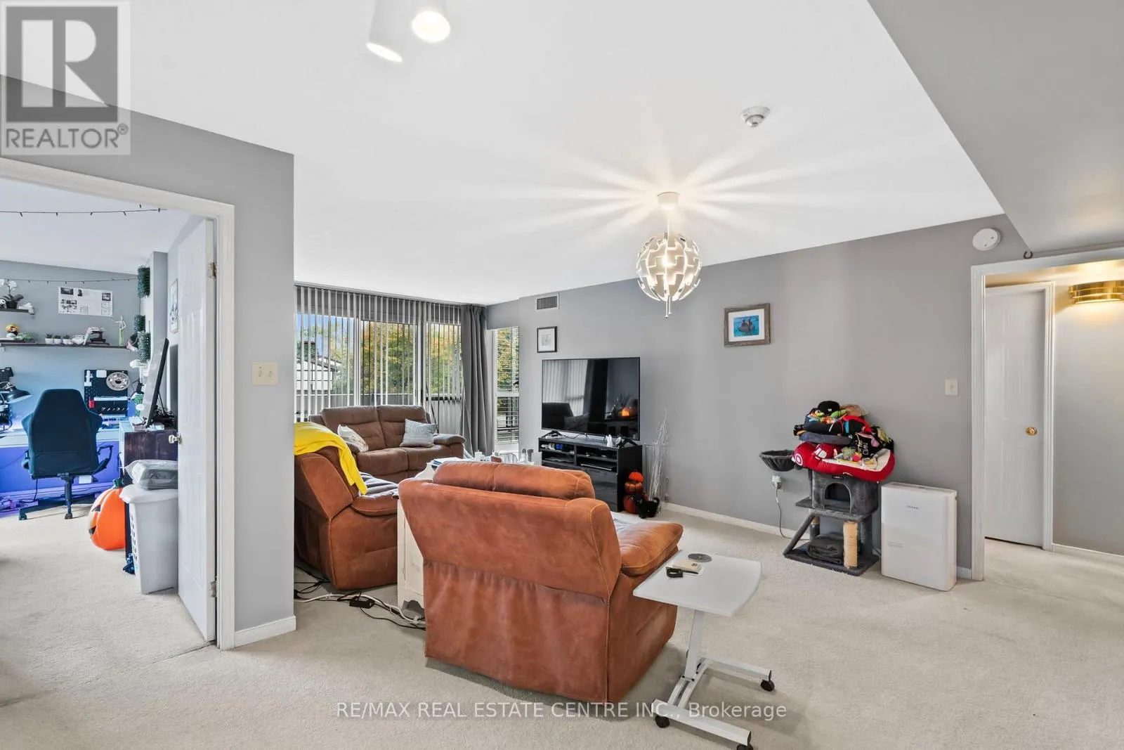 209 - 5090 PINEDALE AVE AVENUE