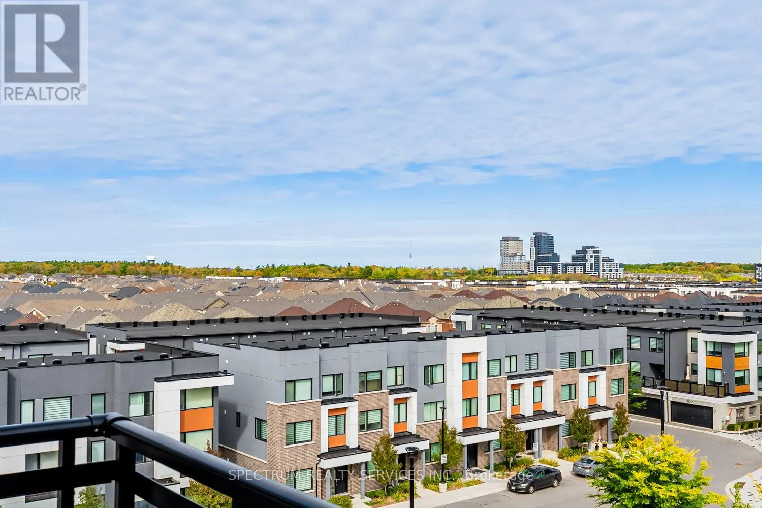 531 - 102 GROVEWOOD COMMON