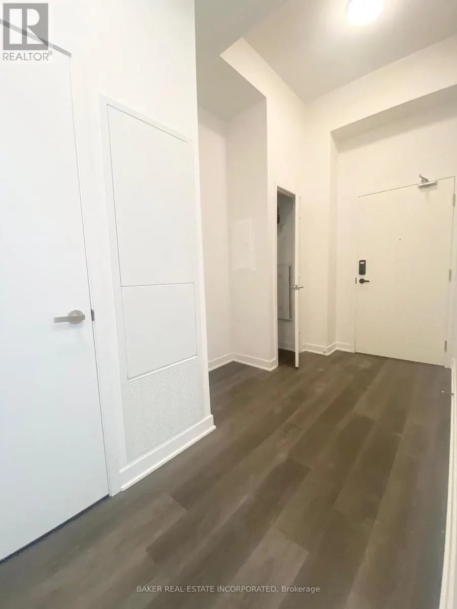 4807 - 3900 CONFEDERATION PARKWAY