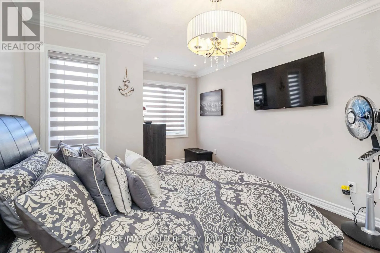 110 KEMPENFELT TRAIL