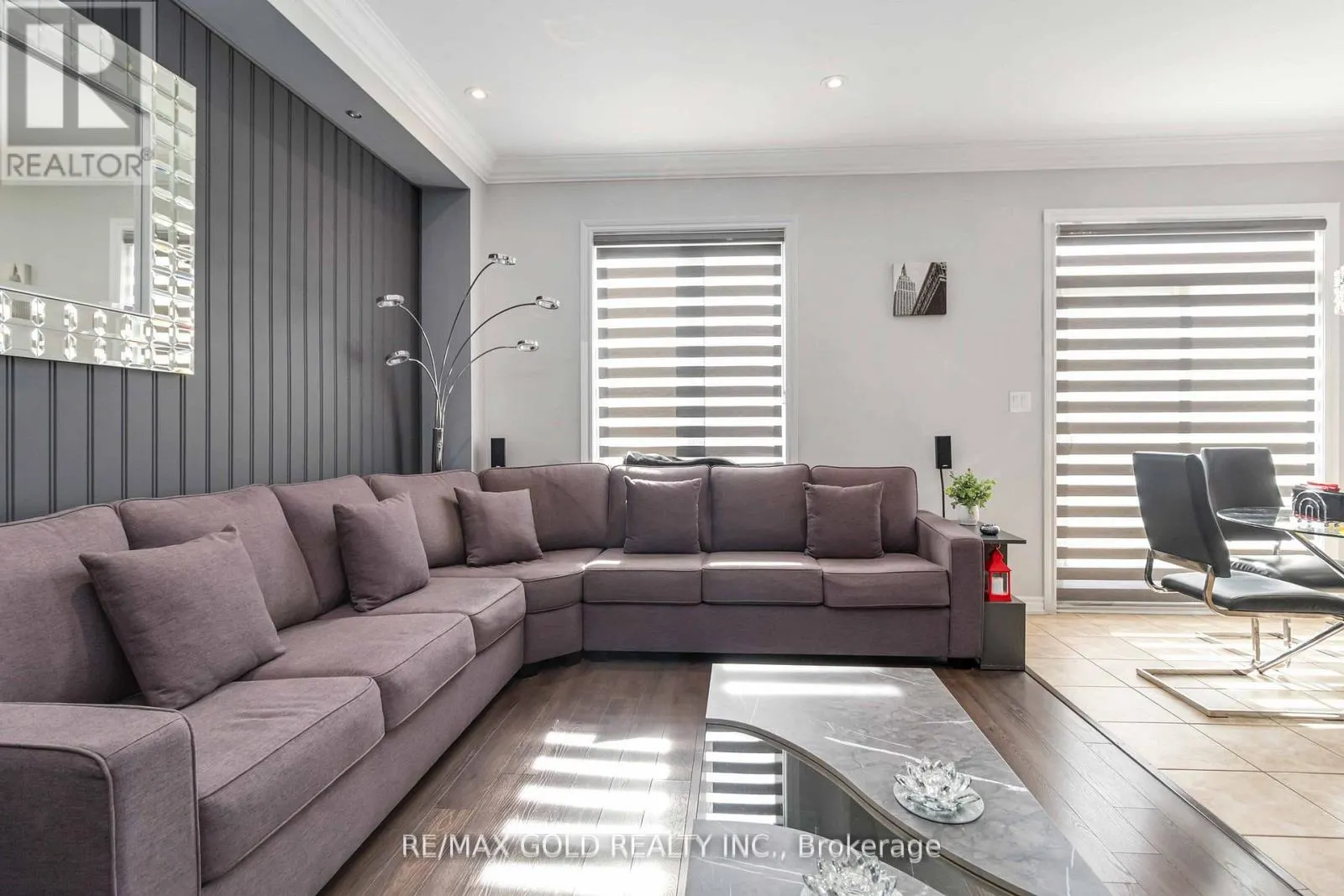 110 KEMPENFELT TRAIL