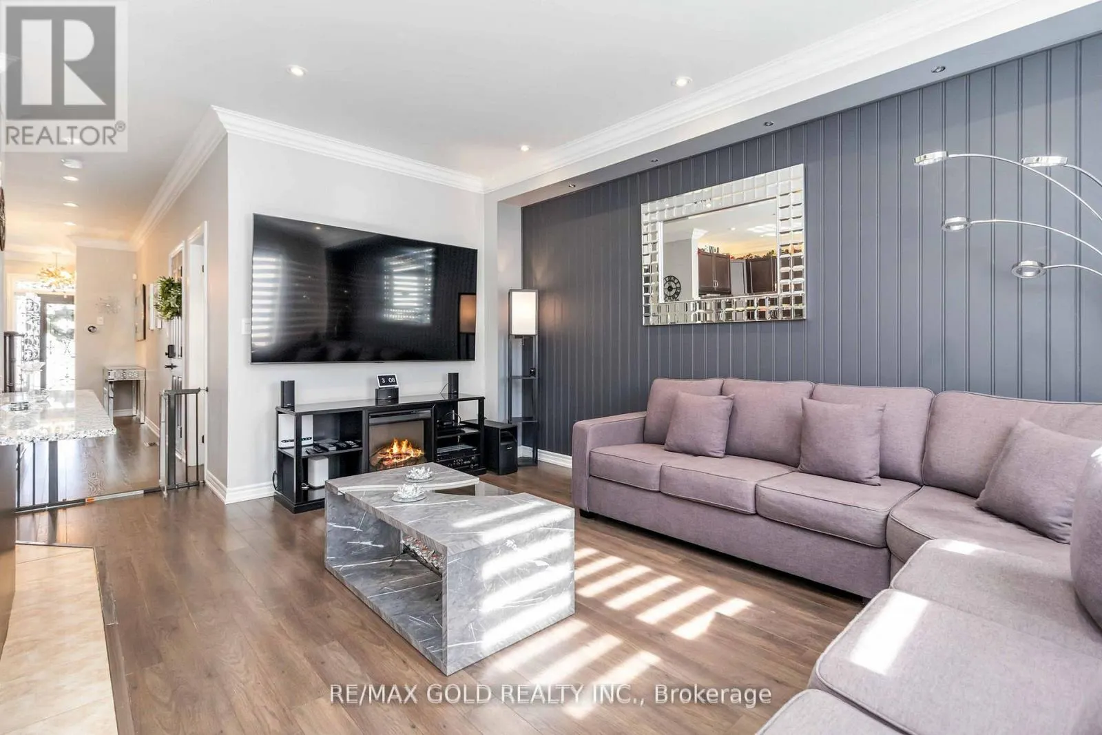 110 KEMPENFELT TRAIL