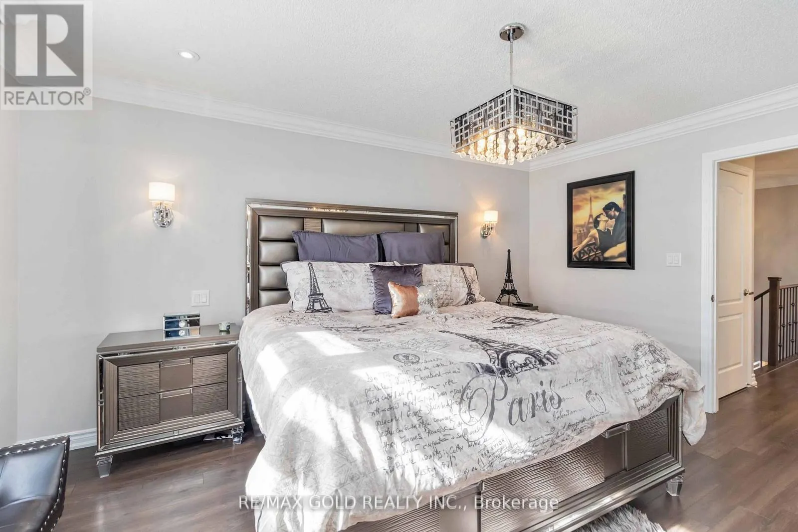 110 KEMPENFELT TRAIL