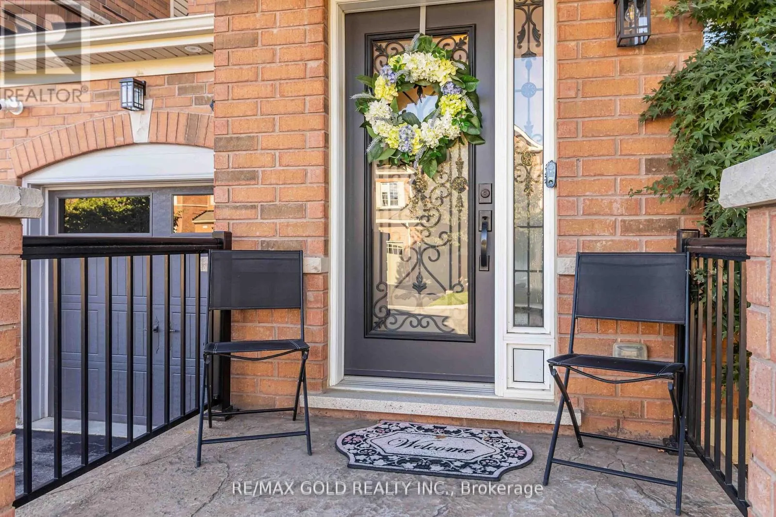 110 KEMPENFELT TRAIL