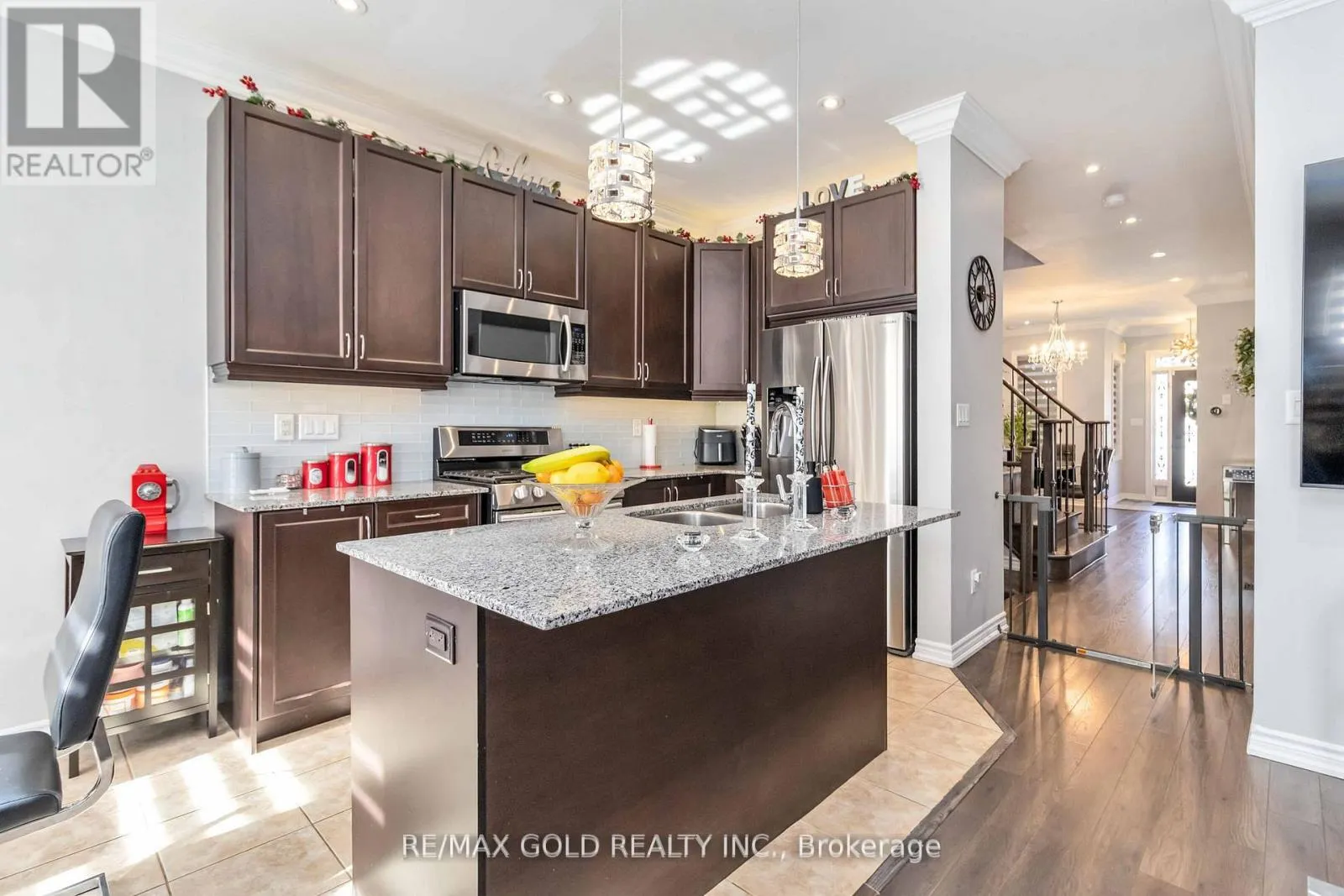 110 KEMPENFELT TRAIL