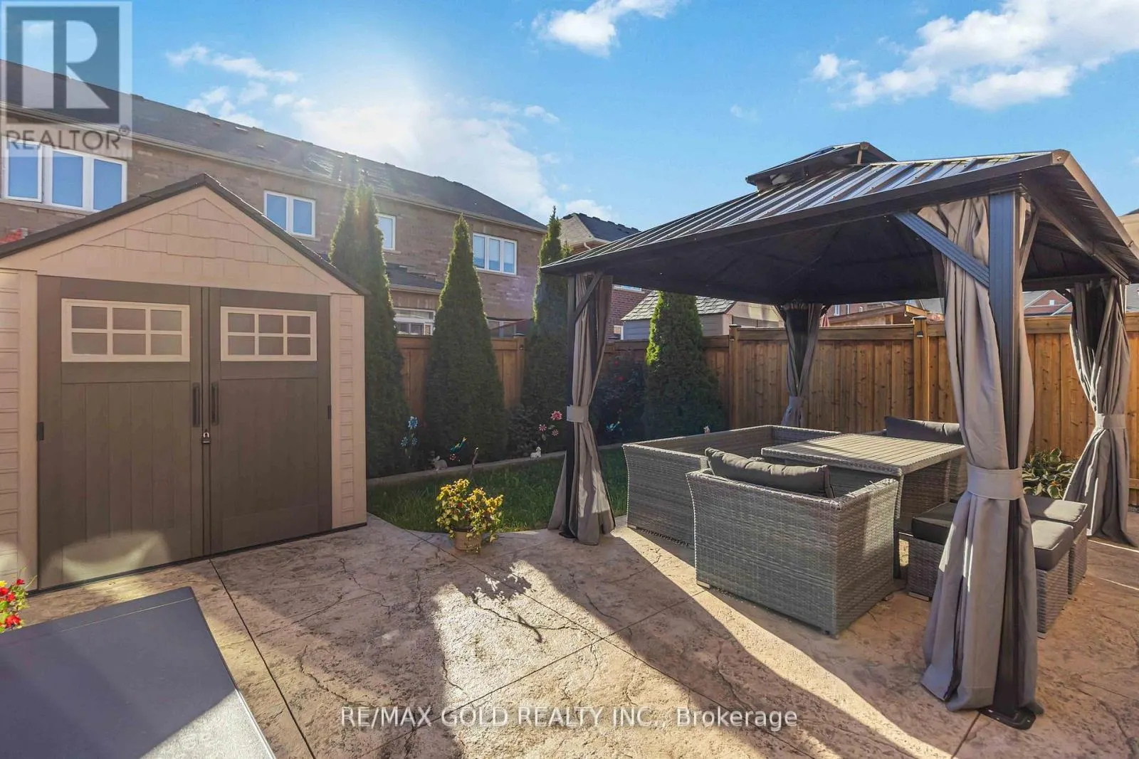 110 KEMPENFELT TRAIL