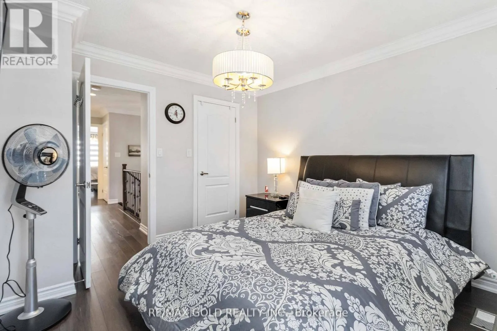 110 KEMPENFELT TRAIL