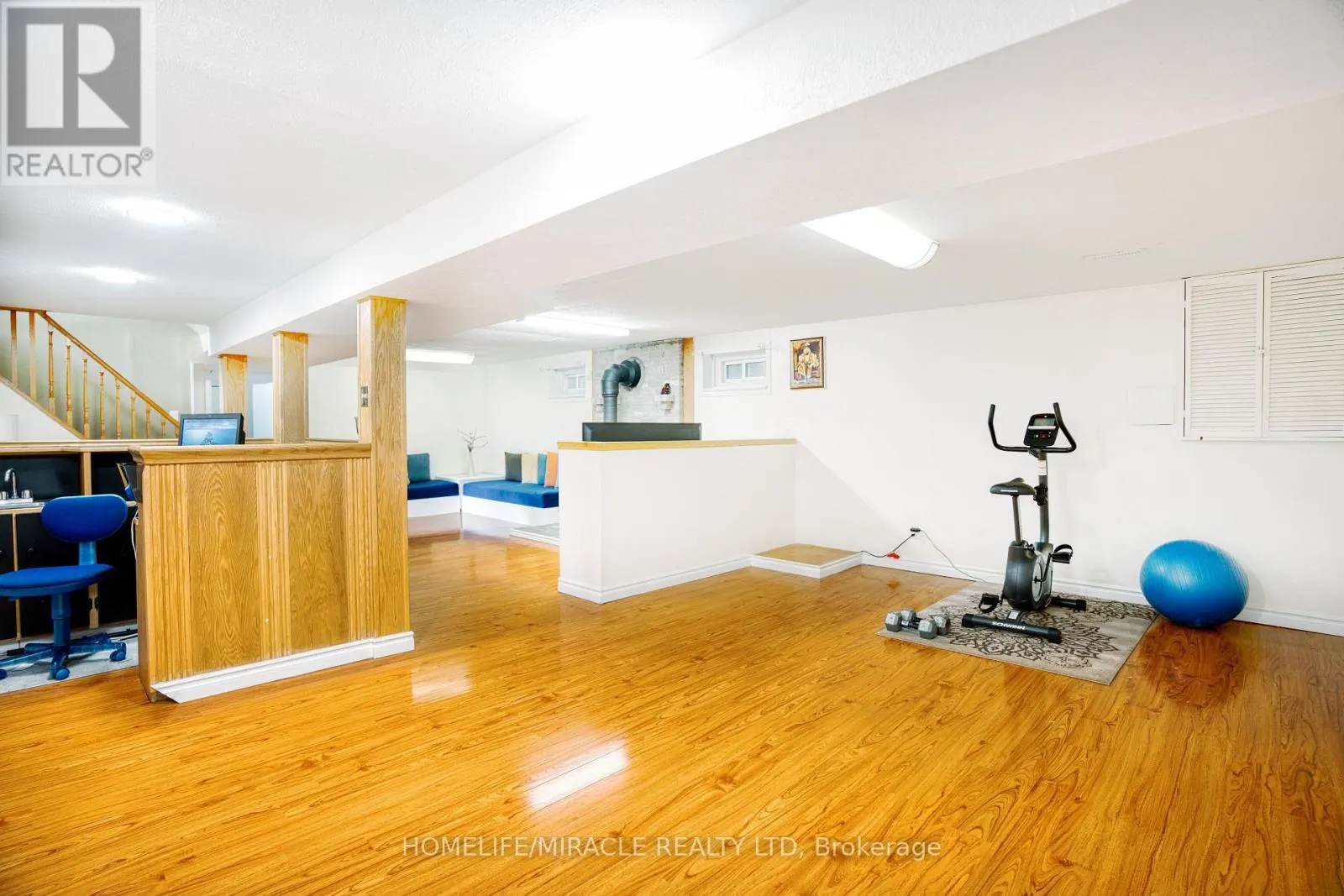 409 - 3353 MARTINS PINE CRESCENT