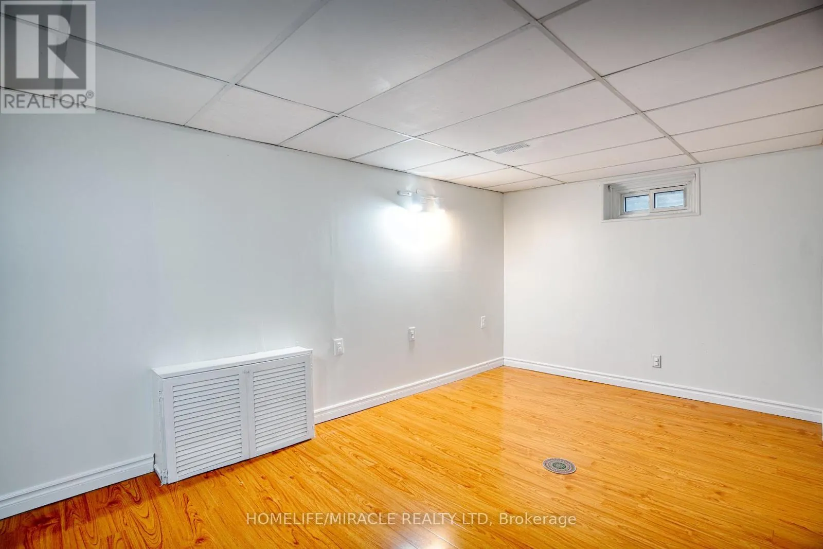 409 - 3353 MARTINS PINE CRESCENT