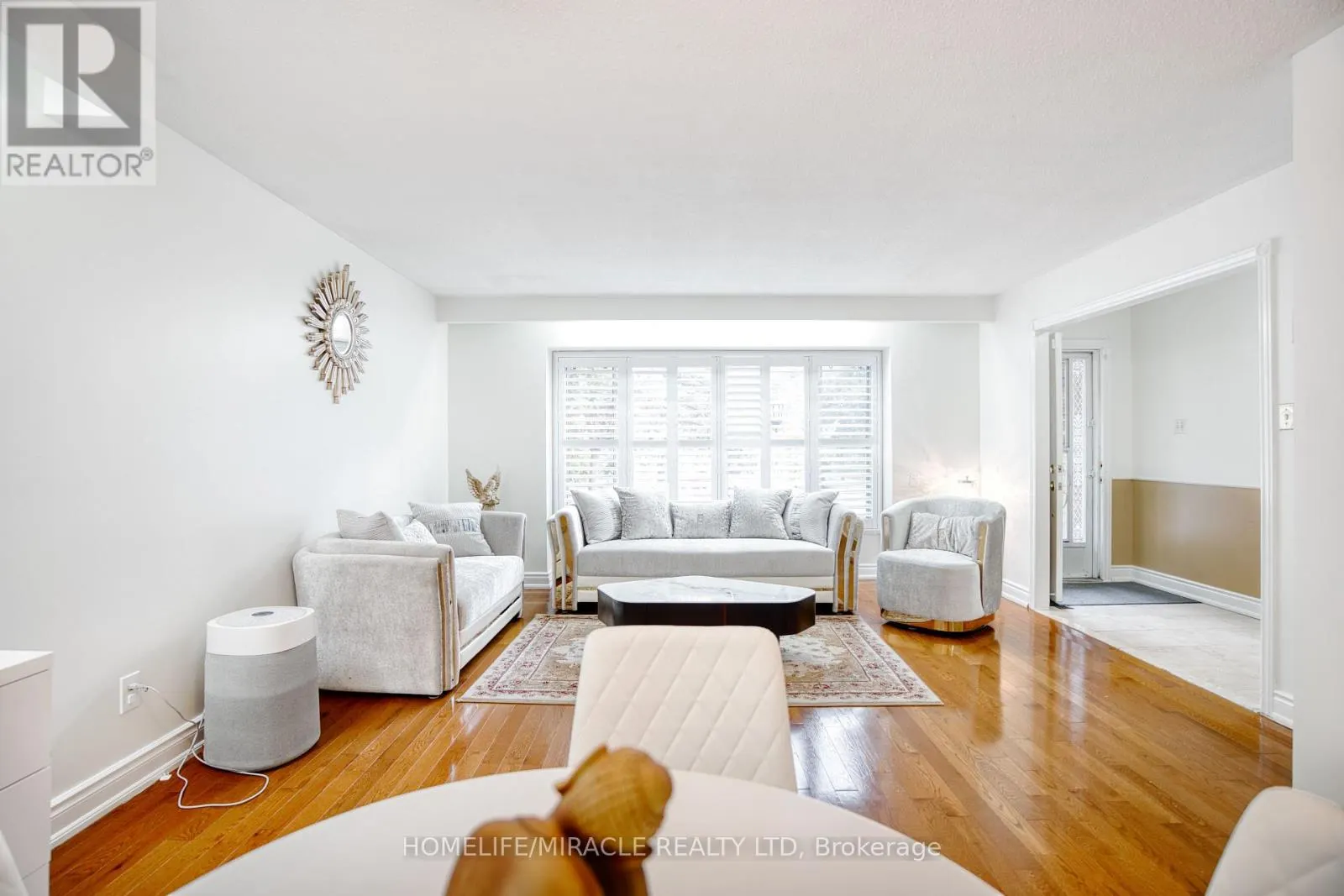 409 - 3353 MARTINS PINE CRESCENT