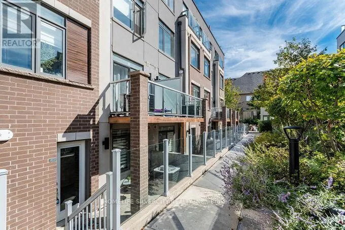 104 - 3058 SIXTH LINE