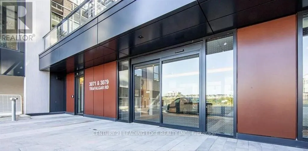 610 - 3071 TRAFALGAR ROAD