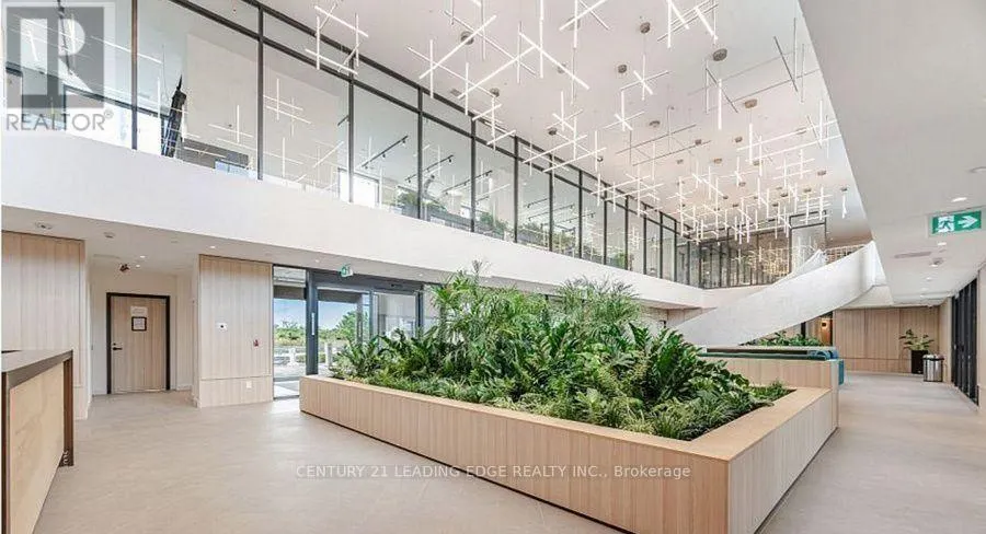 610 - 3071 TRAFALGAR ROAD