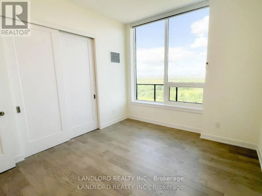 2206 - 3220 WILLIAM COLTSON AVENUE