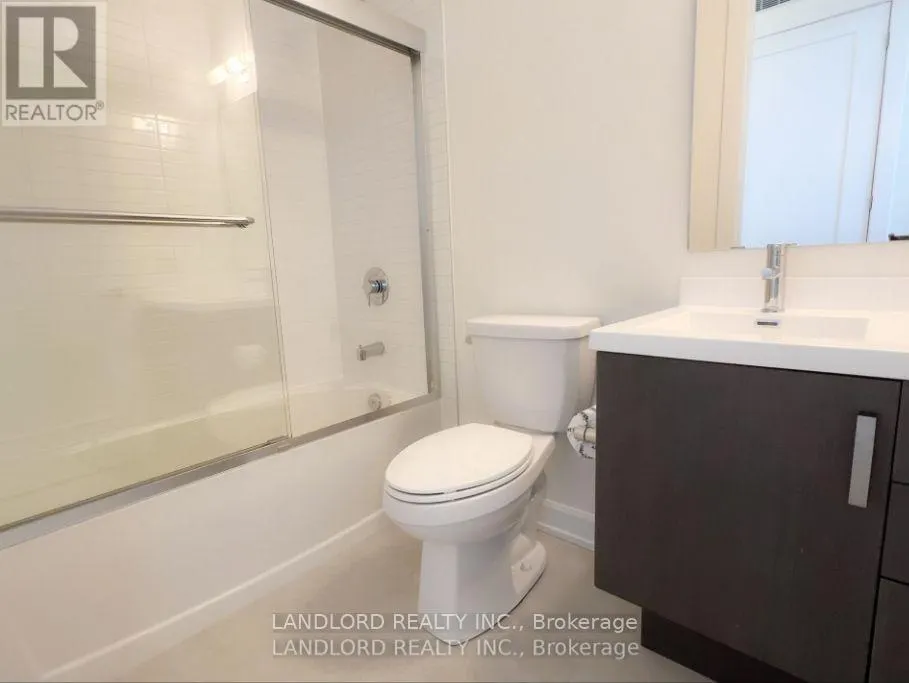 2206 - 3220 WILLIAM COLTSON AVENUE