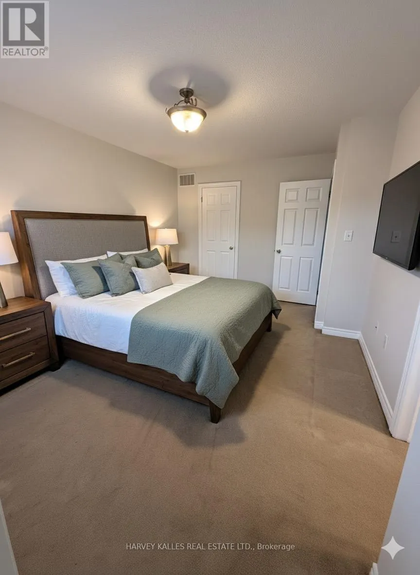 35 - 2006 TRAWDEN WAY