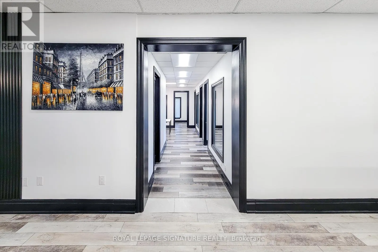 300 - 414 NORTH SERVICE ROAD E