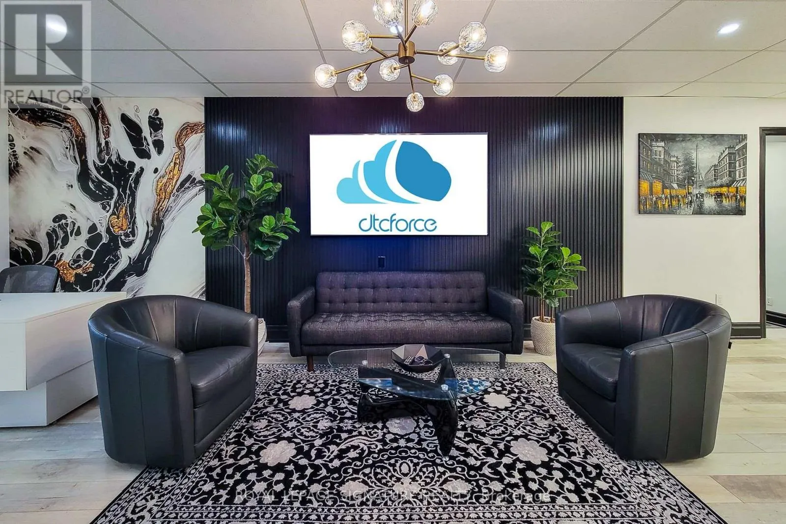 300 - 414 NORTH SERVICE ROAD E