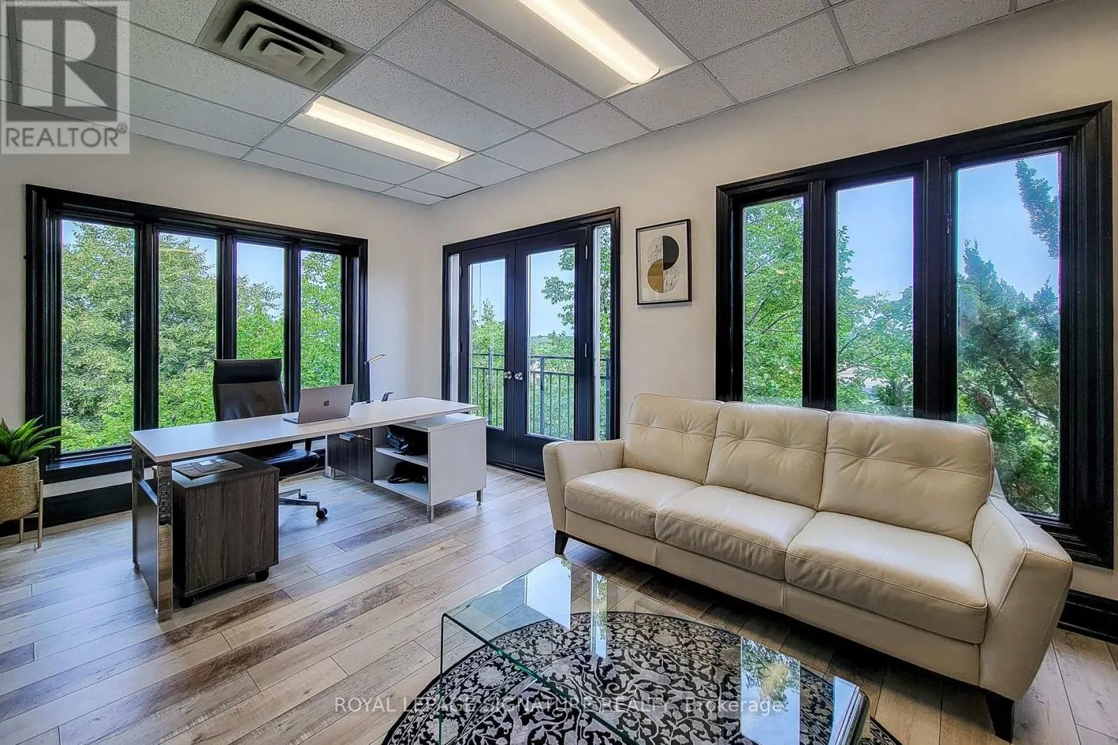 300 - 414 NORTH SERVICE ROAD E