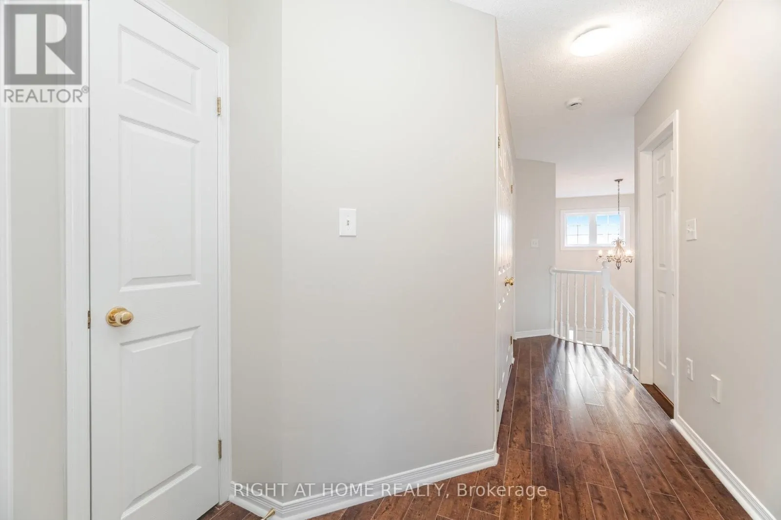 2 - 1283 BLANSHARD DRIVE